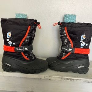 sleep boys snow boots